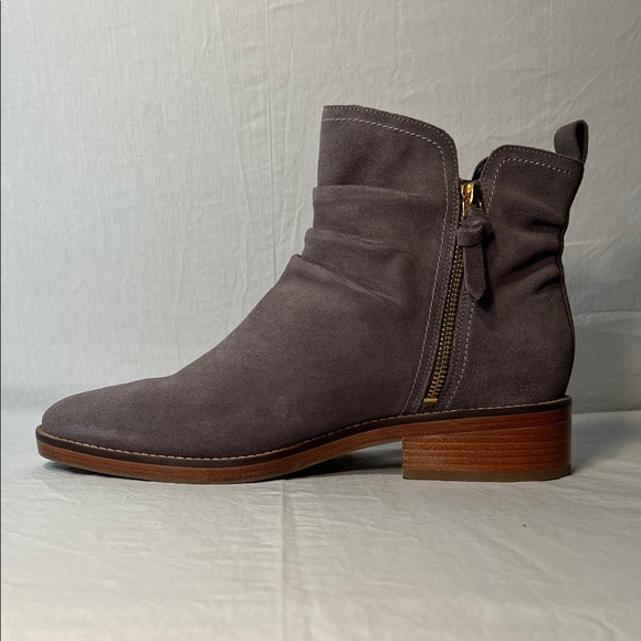Cole Haan Gray Suede Ankle Boots Sz. 11B - Picture 4 of 13